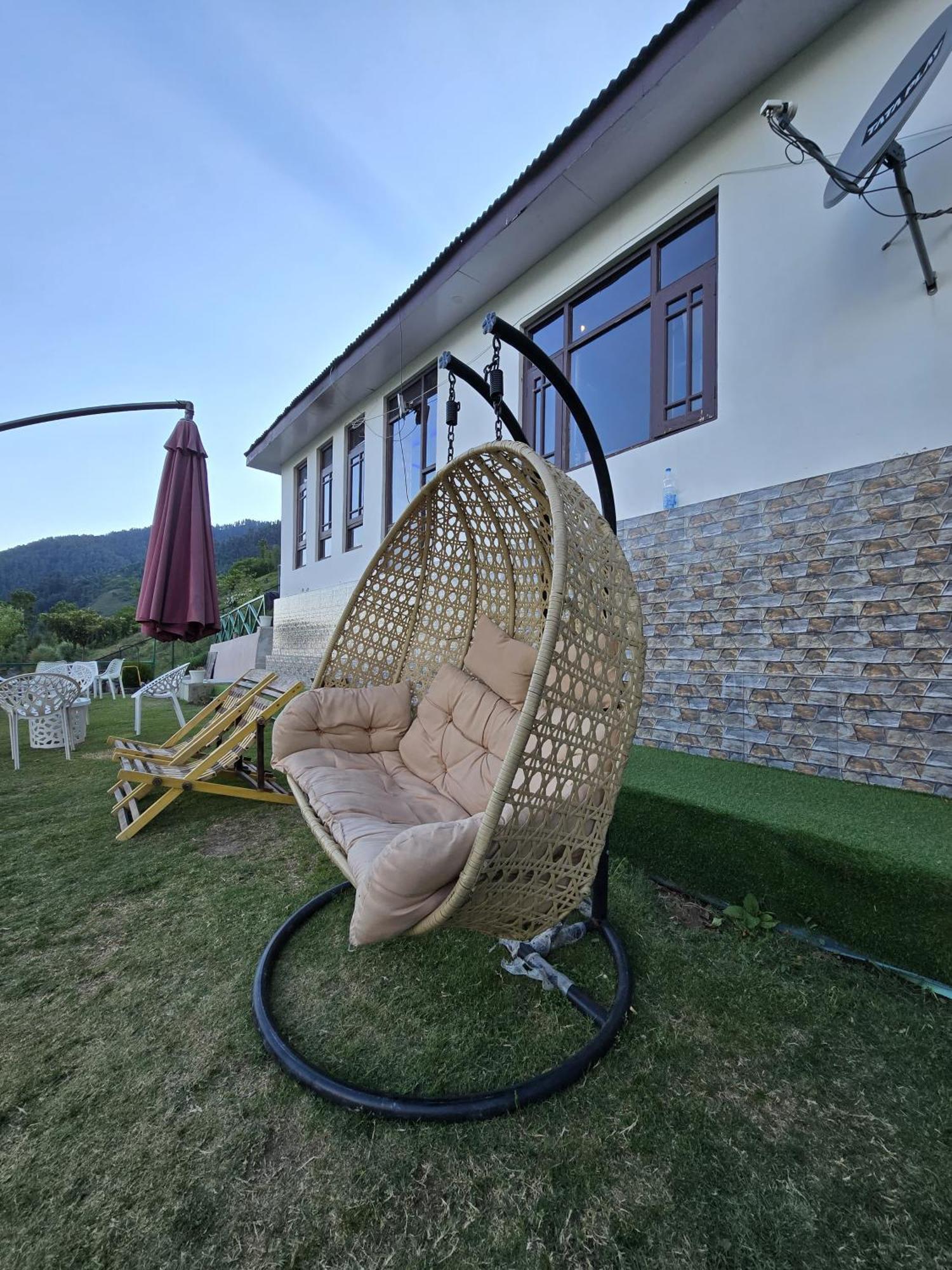 Cliff Cottage Pahalgam, Kashmir Batakut Exterior foto